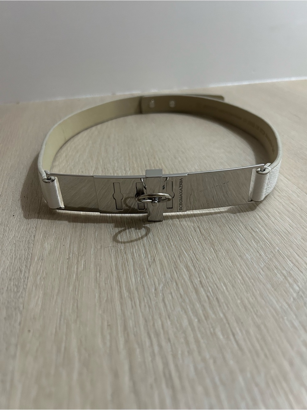 BCBGMaxAzria White Leather Belt with Silver Plate Buckle